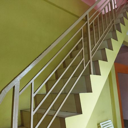 Oyo 92231 Penginapan Tanjung Alang Syariah Makassar Ngoại thất bức ảnh