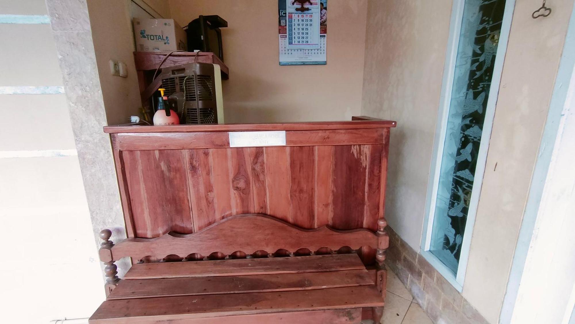 Oyo 92231 Penginapan Tanjung Alang Syariah Makassar Ngoại thất bức ảnh