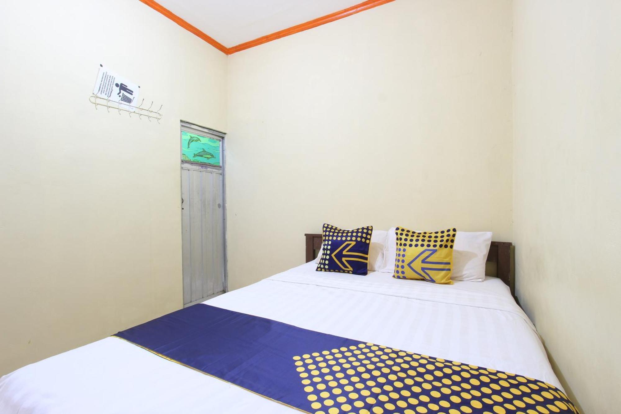 Oyo 92231 Penginapan Tanjung Alang Syariah Makassar Ngoại thất bức ảnh