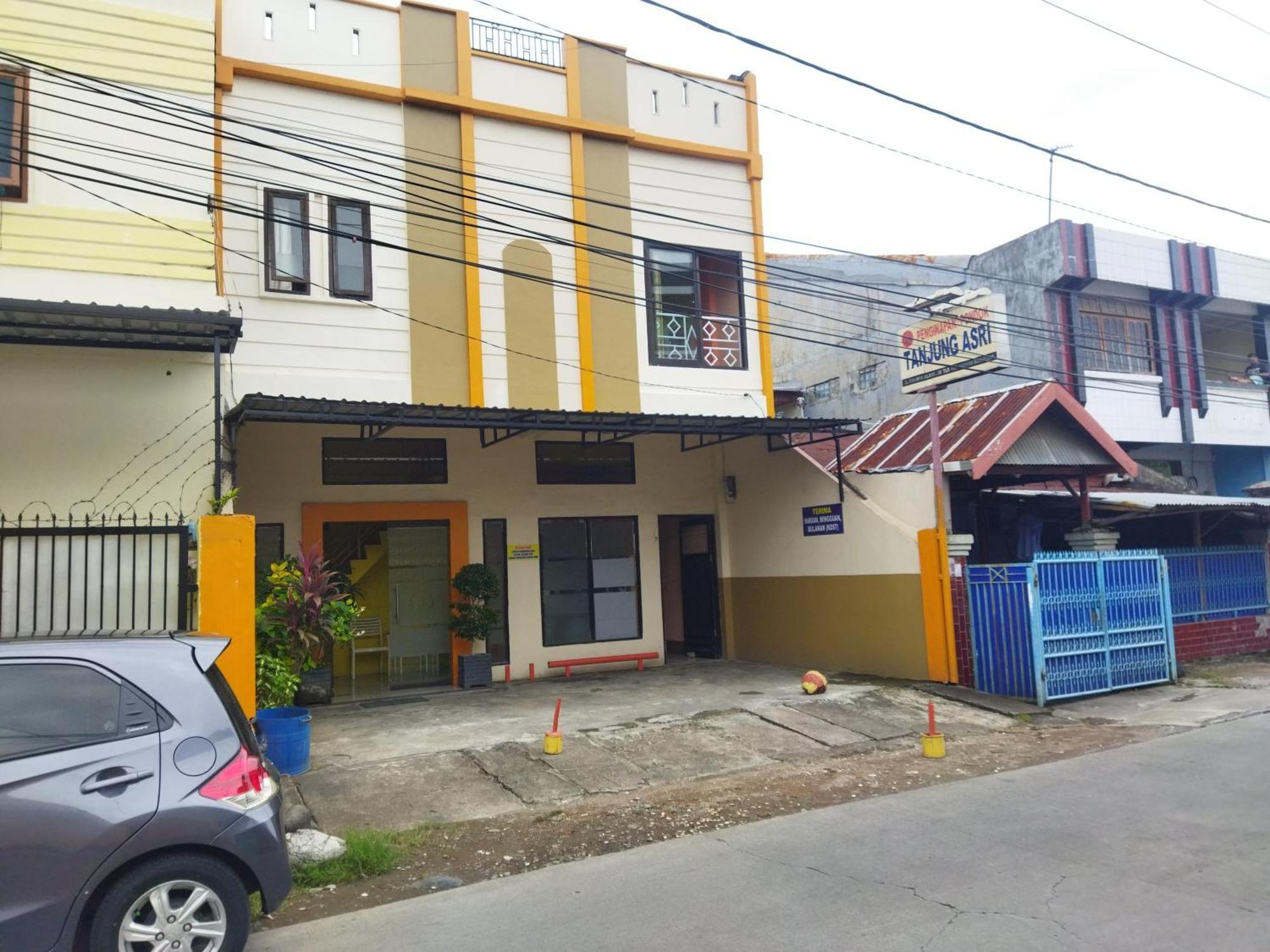 Oyo 92231 Penginapan Tanjung Alang Syariah Makassar Ngoại thất bức ảnh